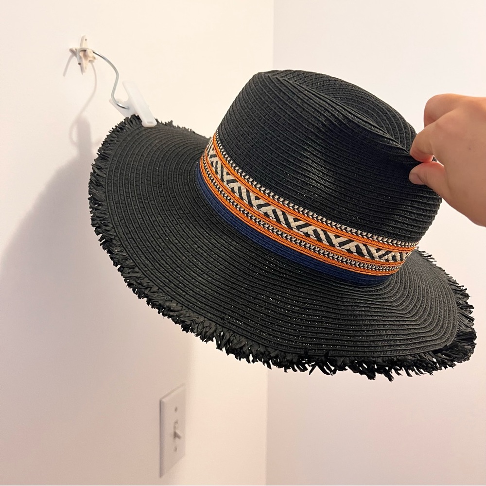 Chic Black Hat with Vibrant Patterned Band